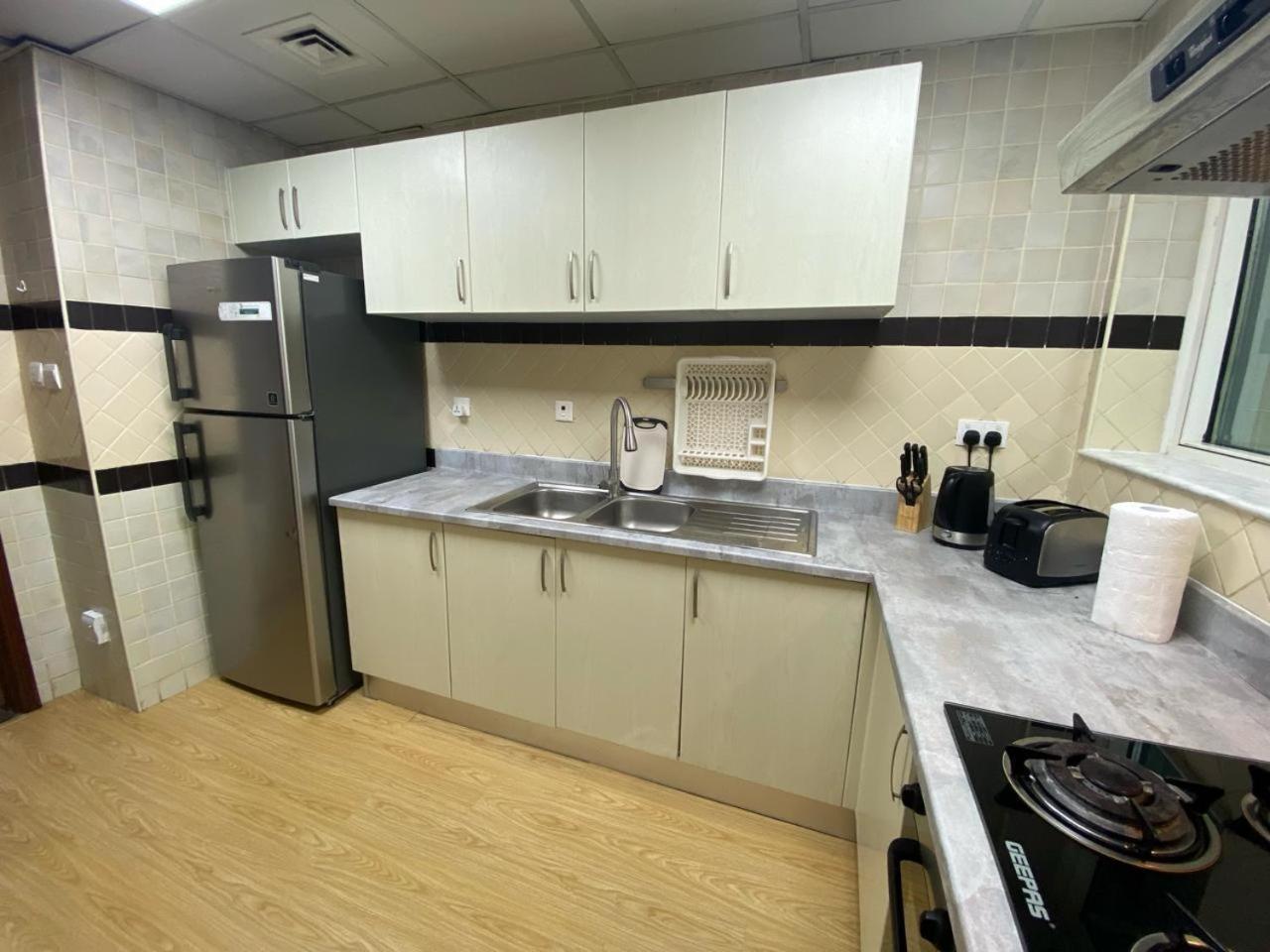 Elite Luxury - Spacious 2br Apt 1517 Sqft In Marina Both Bedroom Ensuite Walking To Metro Restaurants Beach Mall Marina Walk *