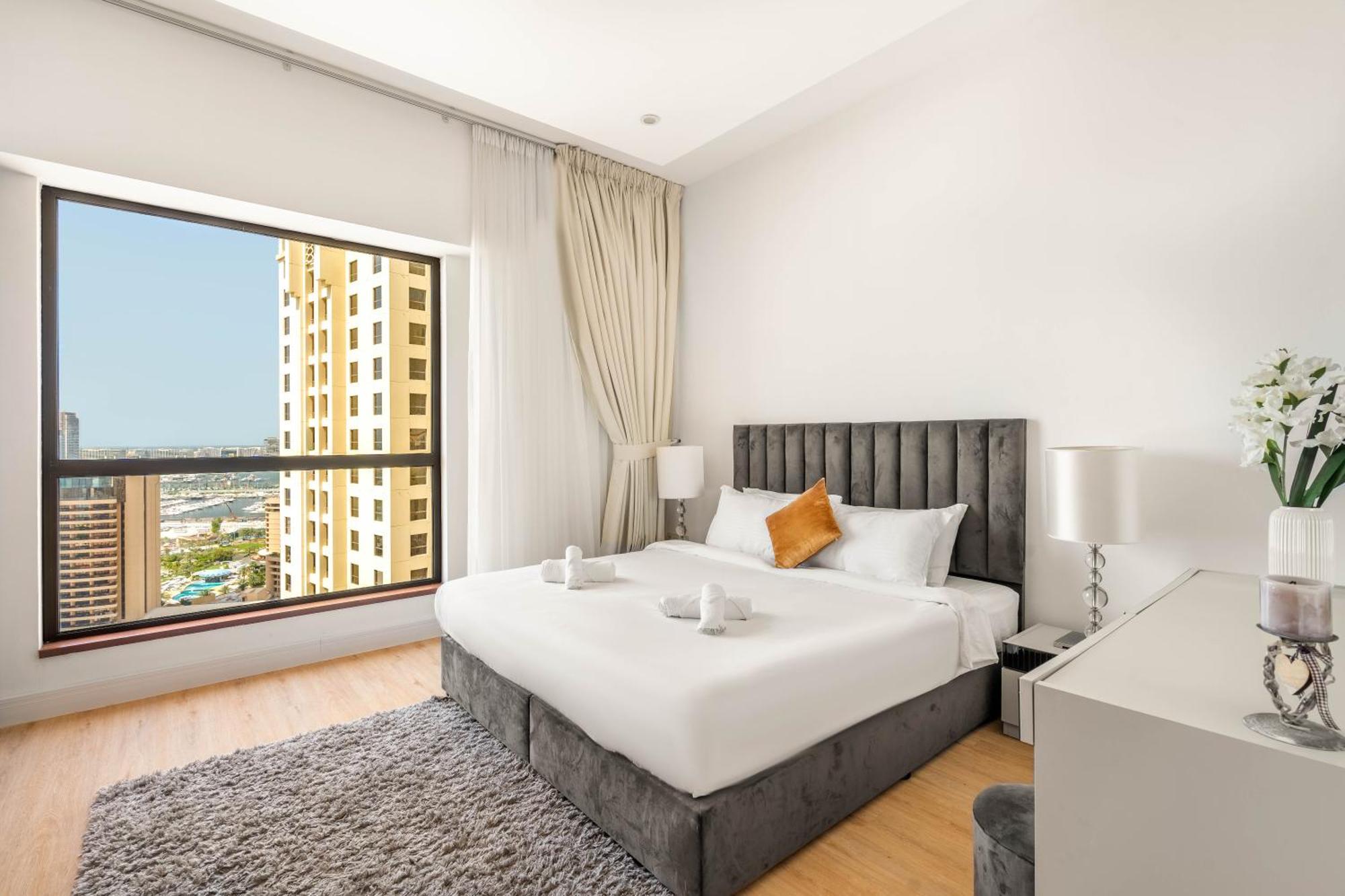 Majestic Jbr - Sea View - Jumeirah Lägenhet *