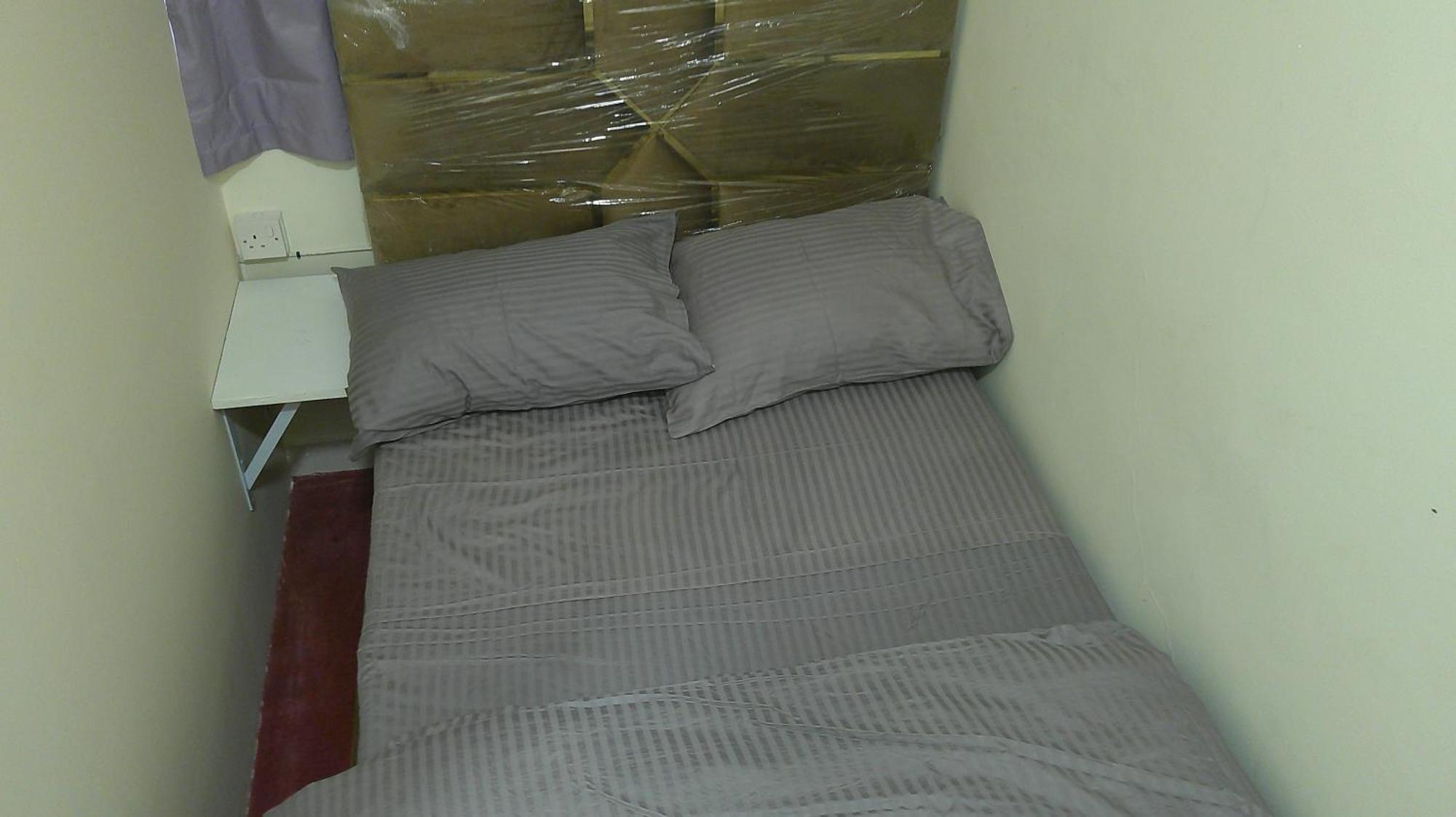 Hostal Ruby Star 303 *