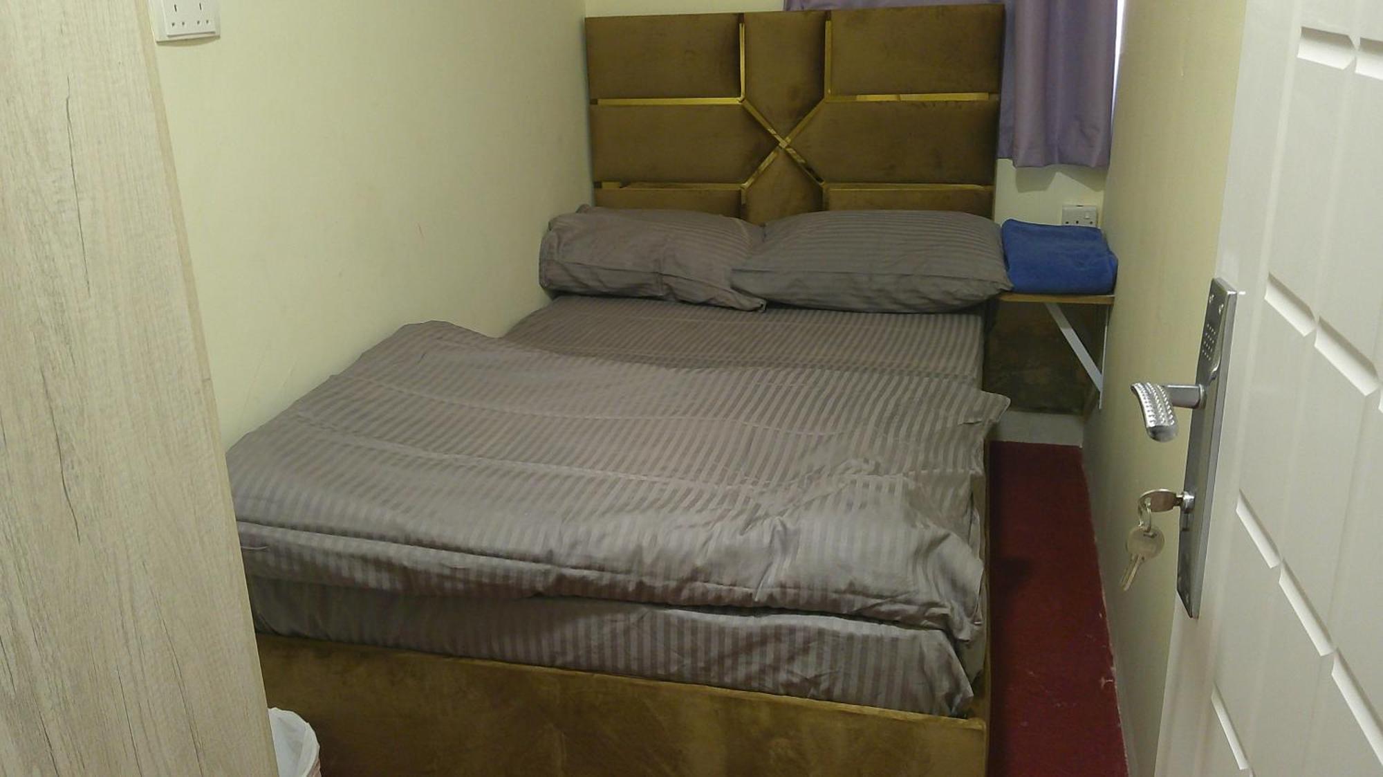 Ruby Star 303 Hostal Dubái