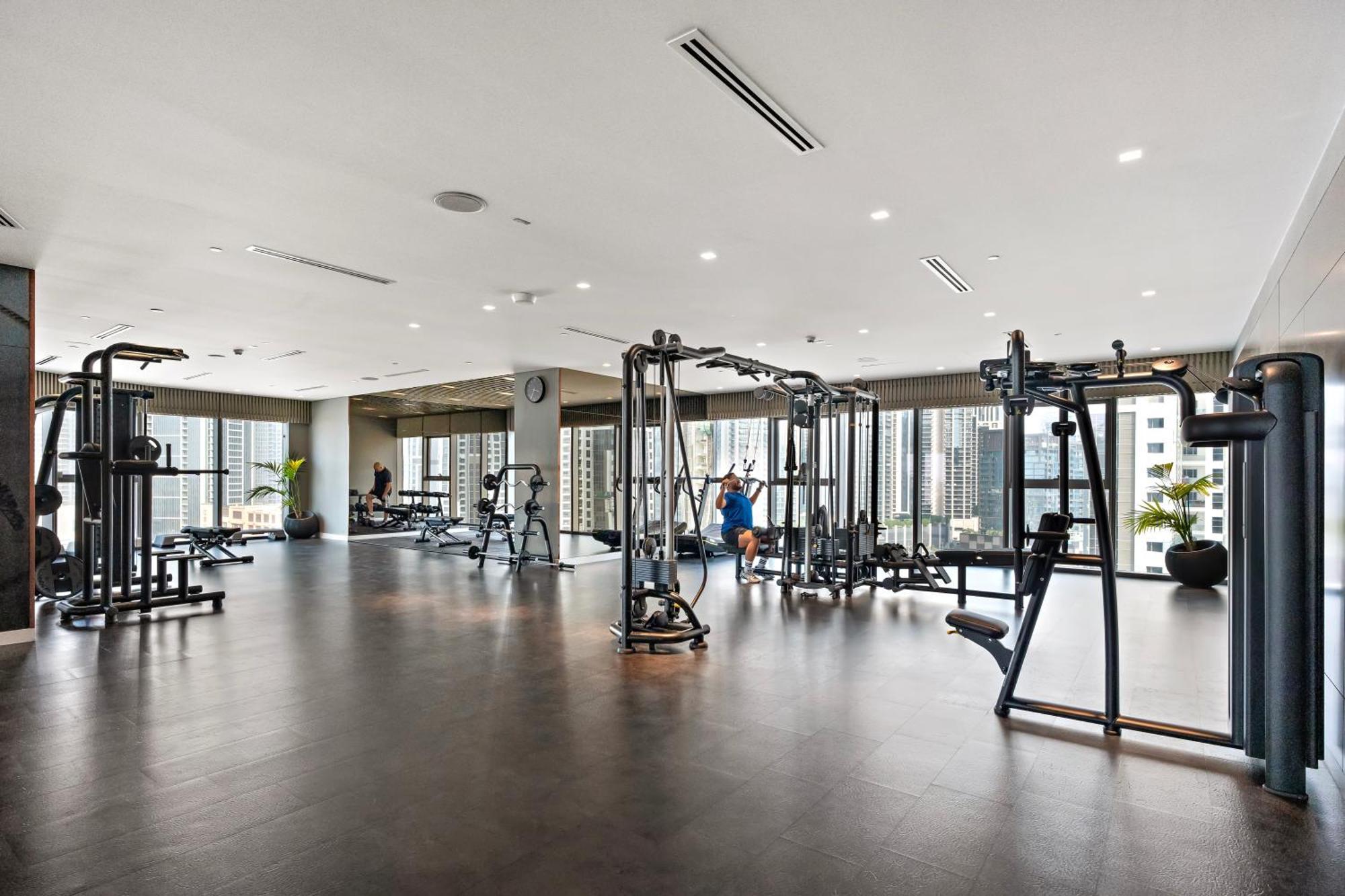 Apartamento Burj Khalifa View Balcony With 64th Floor Infinity Pool In Paramount Midtown Dubái