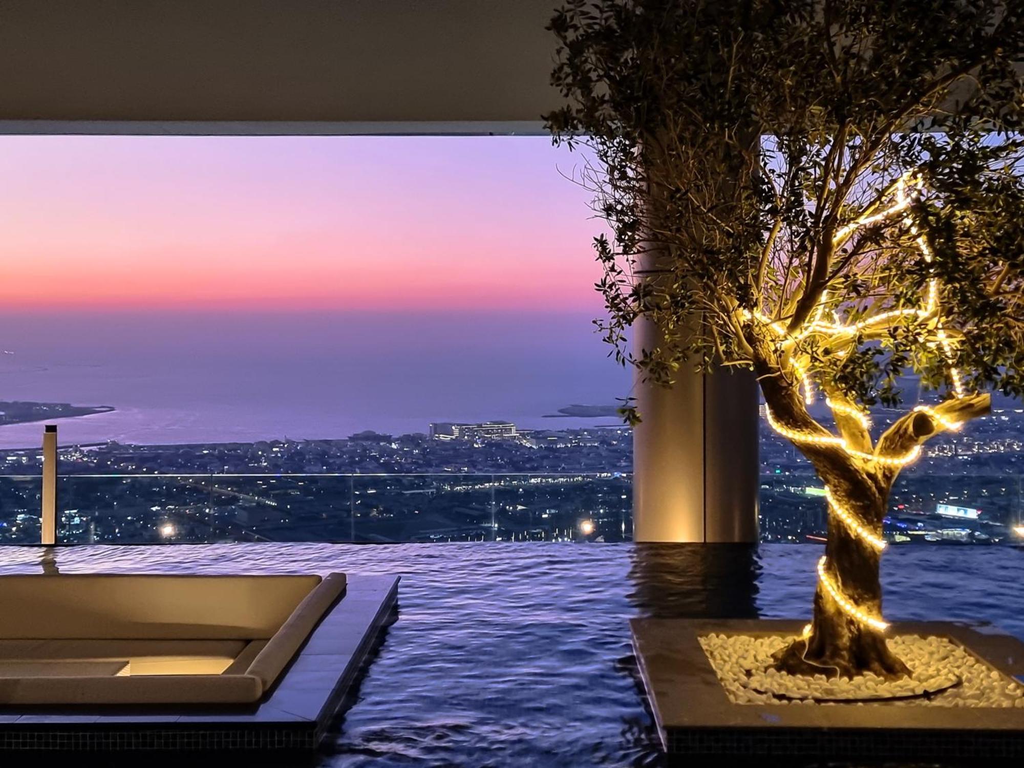 Burj Khalifa View Balcony With 64th Floor Infinity Pool In Paramount Midtown * Dubái