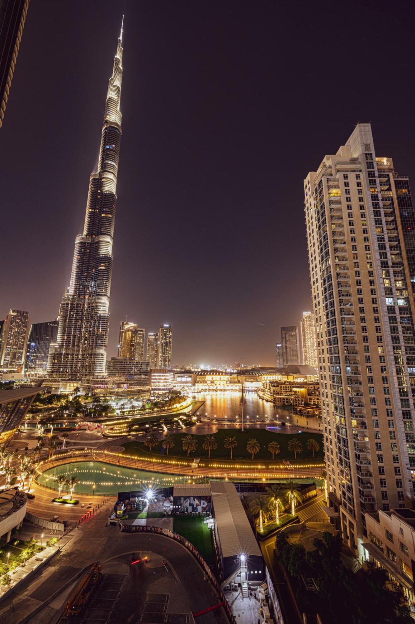 5 Stars Grand Opera Tower Lux 2 Bedroom Downtown Full Burj Khalifa View Dubái