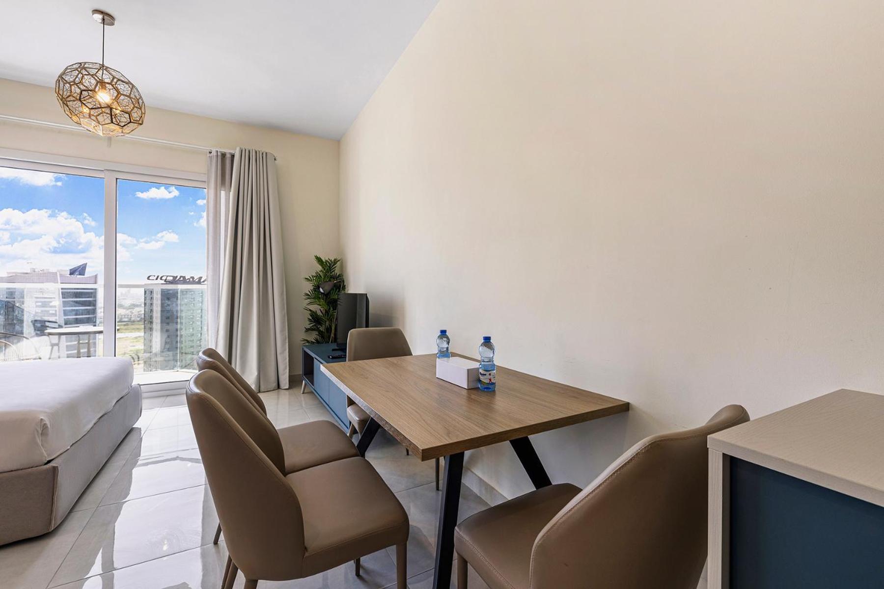 Unlock Metropolis Business Bay Apartamento Dubái