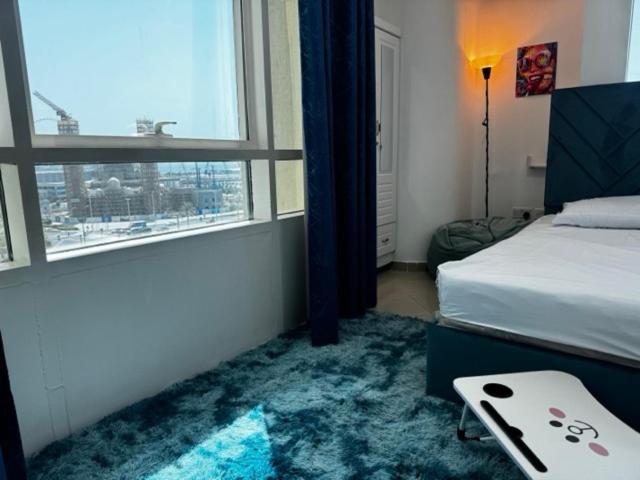 For Female Only Amazing Master With Attached Bathroom Dubaï