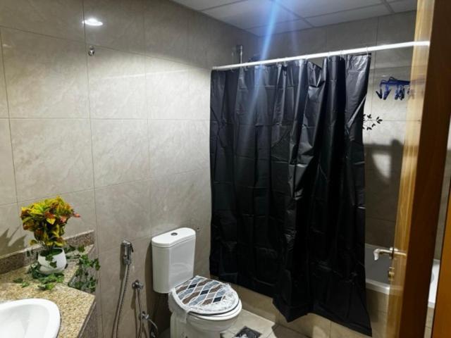 Séjour chez l'habitant For Female Only Amazing Master With Attached Bathroom Dubaï