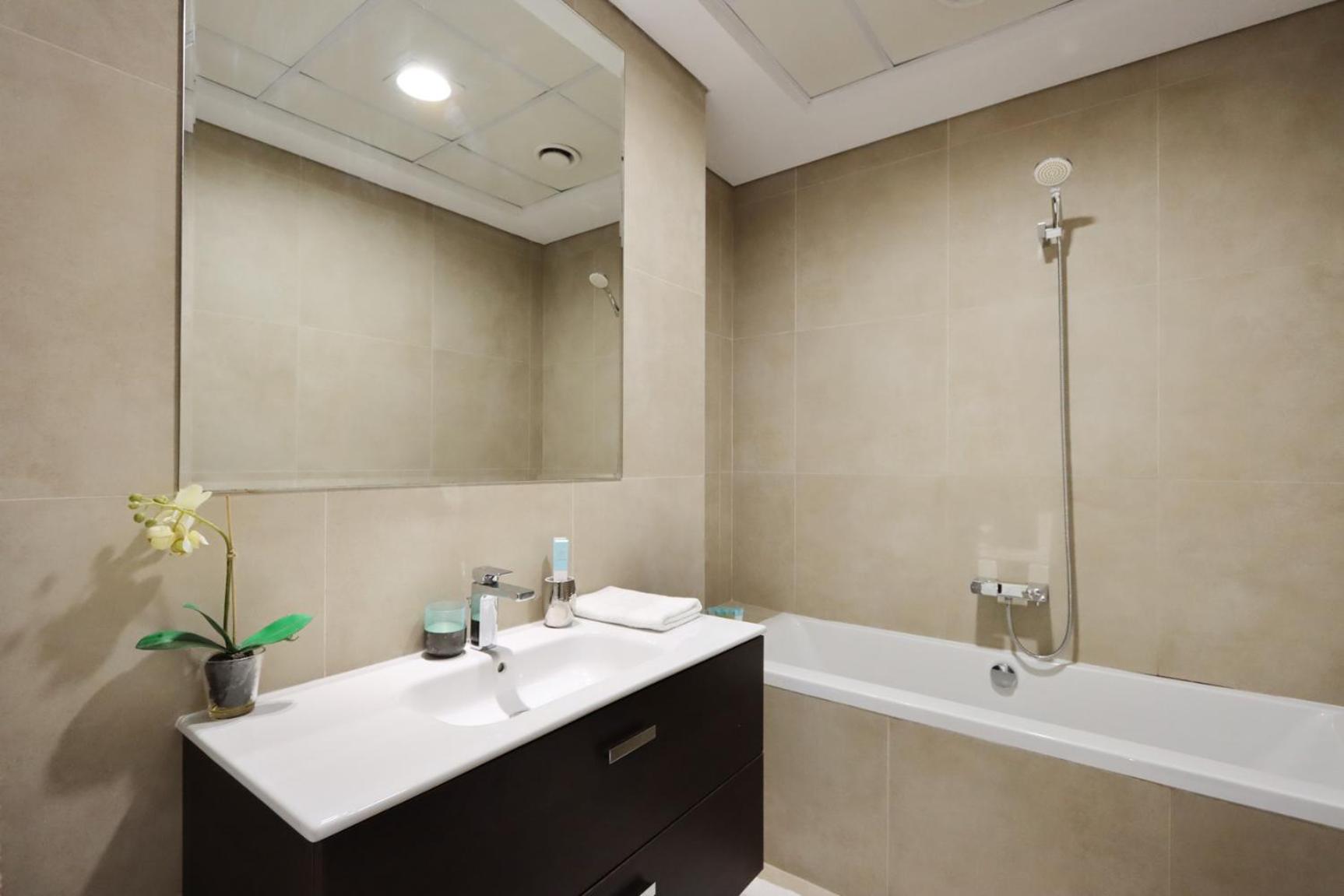 Livbnb - 2 Bedroom In Marina Arcade Appartement