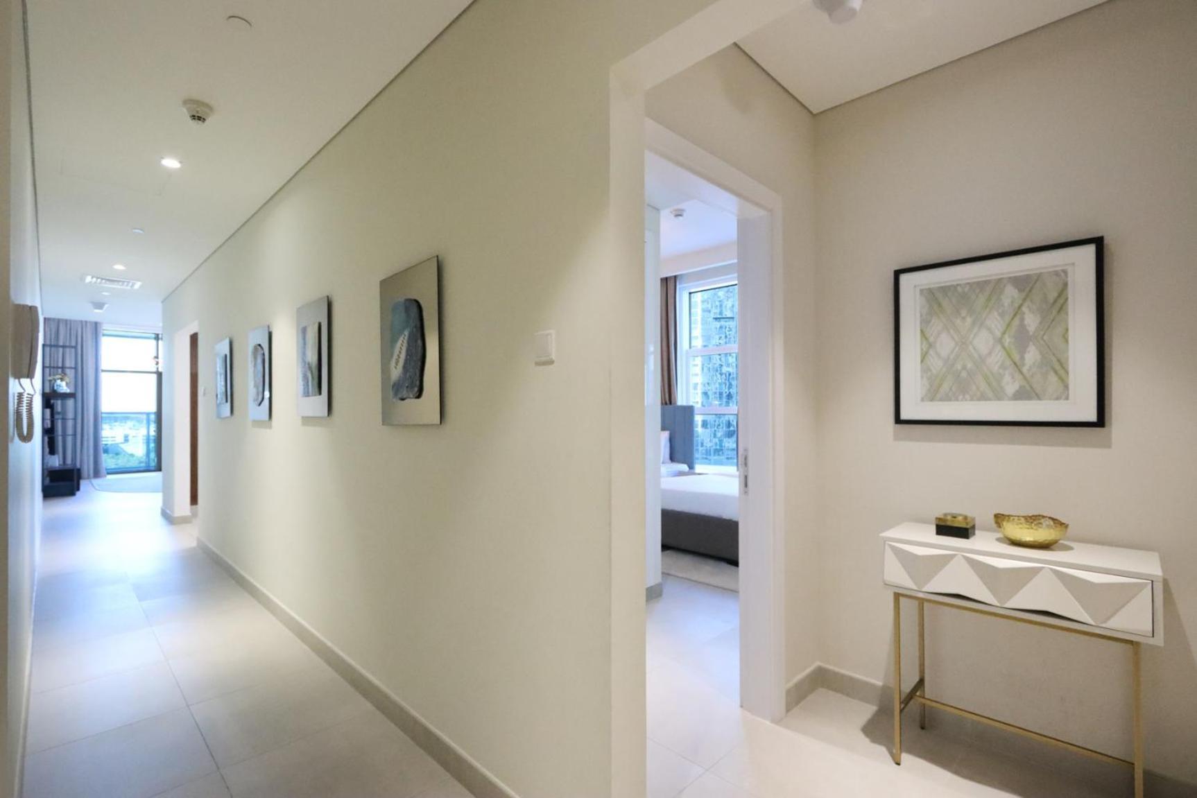 Livbnb - 2 Bedroom In Marina Arcade * Dubaï