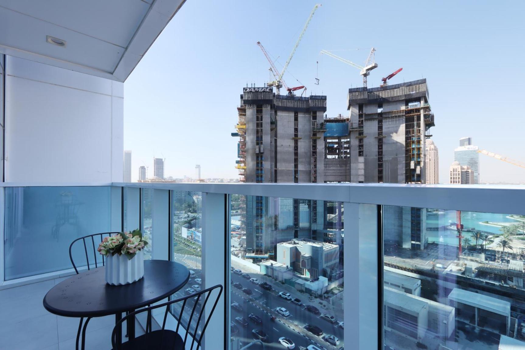 Livbnb - 2 Bedroom In Marina Arcade * Dubaï