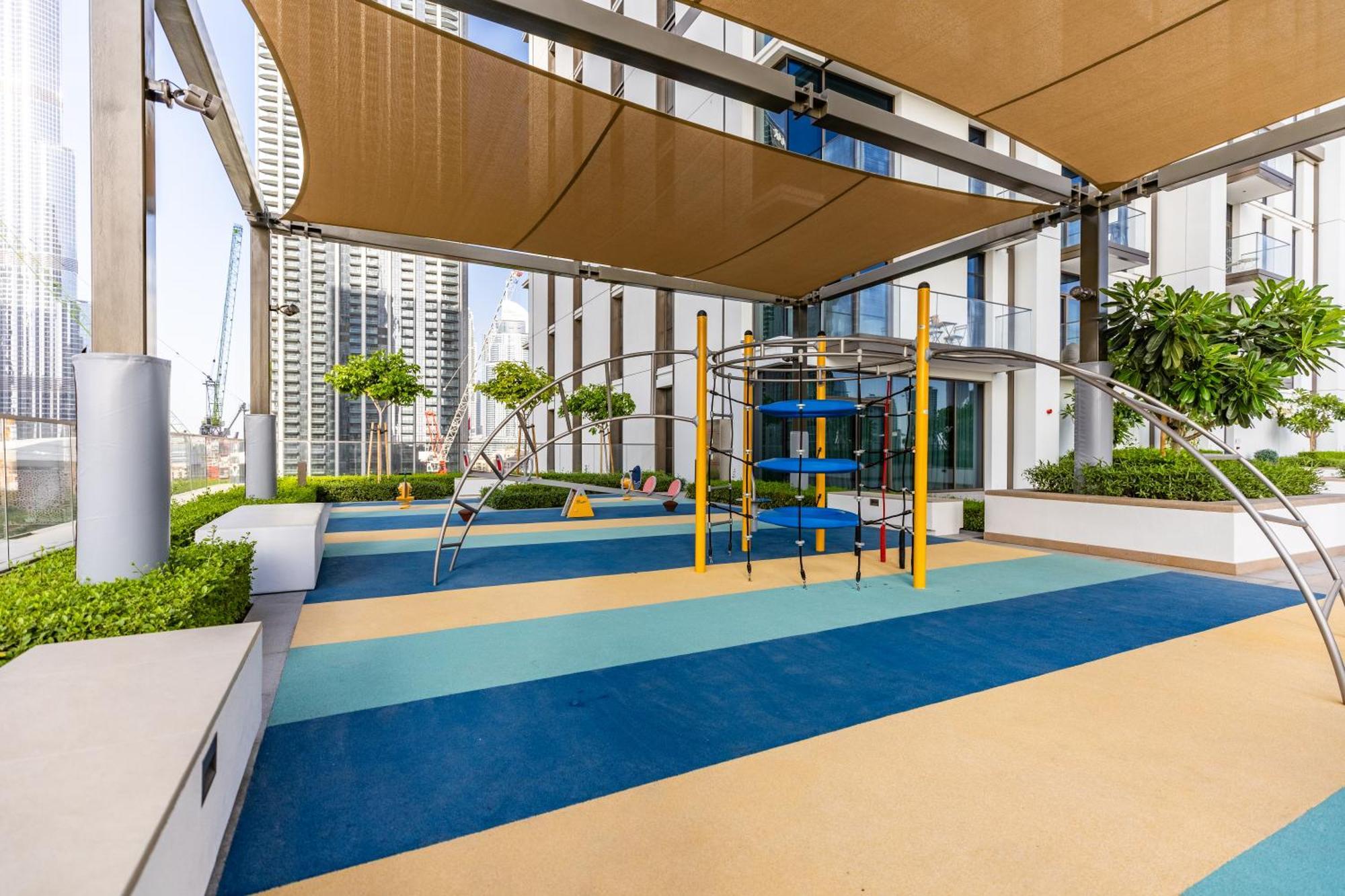 Waves Homes - Burj Crown Tower Apartamento