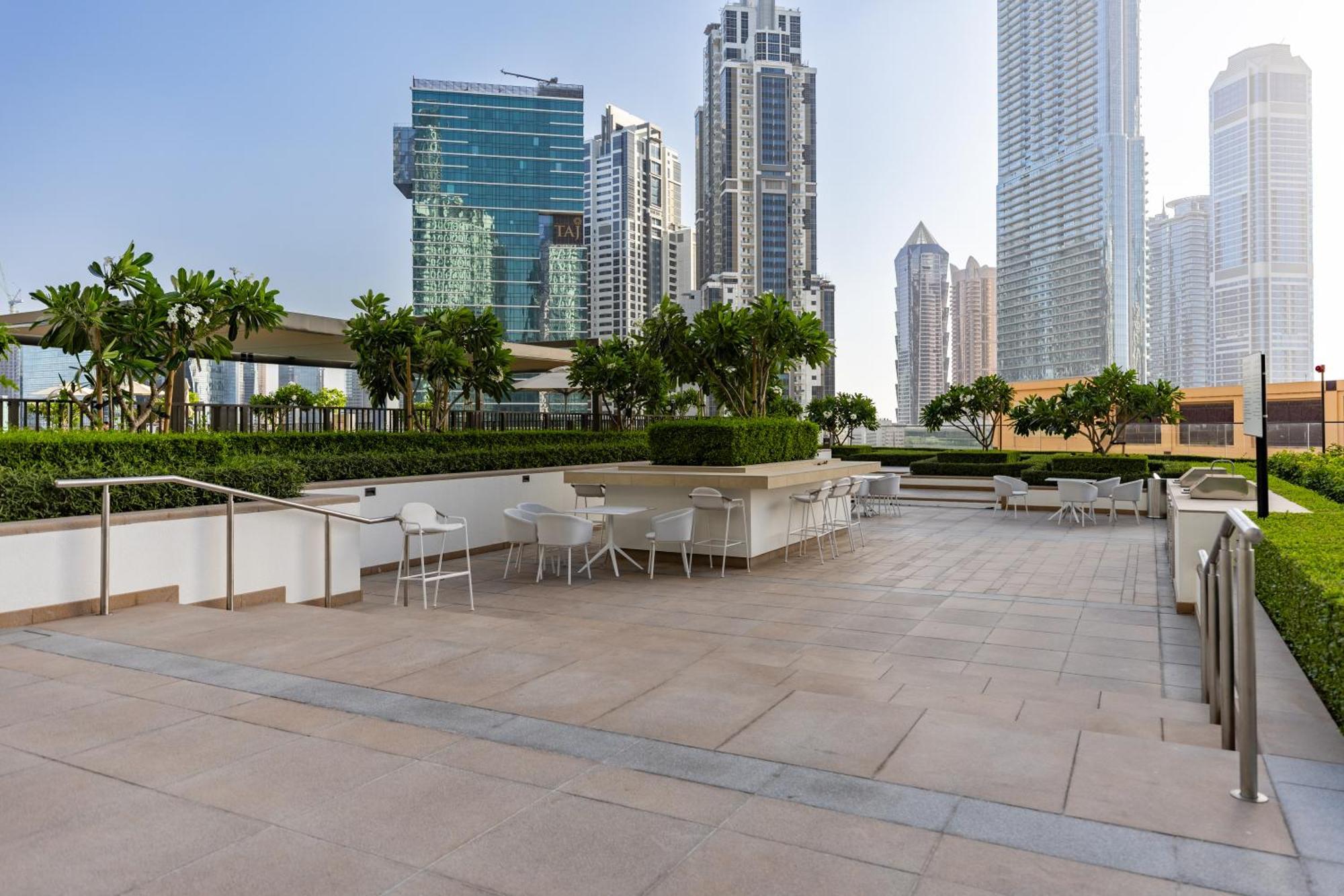 Waves Homes - Burj Crown Tower Apartamento *