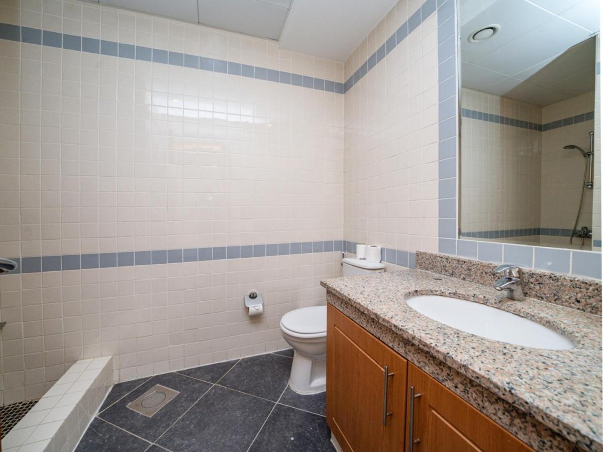 Spacious 2 Bedroom In Tecom Dubaï