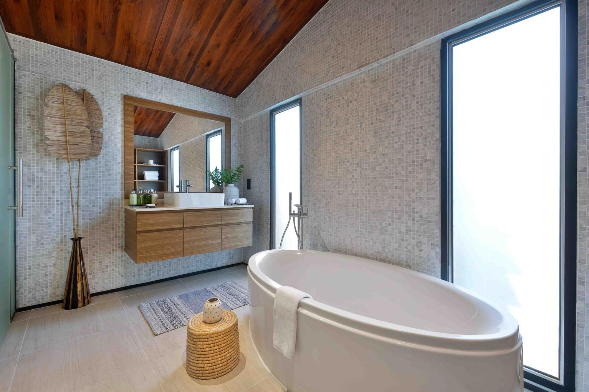Anantara World Islands Resort