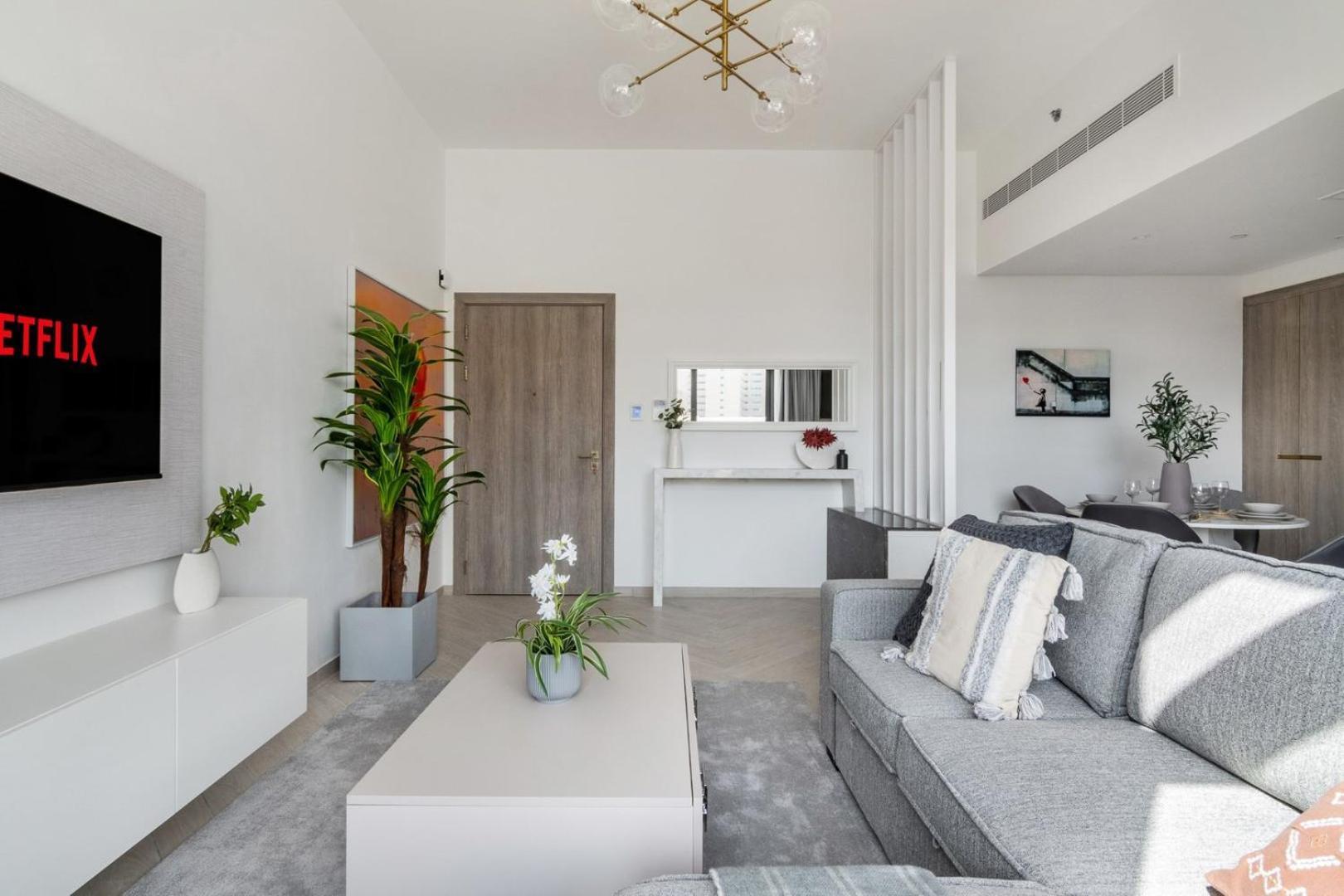 Guestready - Grey Pearl With Big Balcony *
