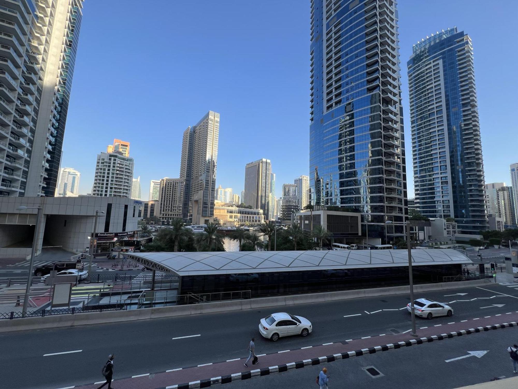 Apartemen Silk Valley - Luxury 3 Bed Plus Maid's *