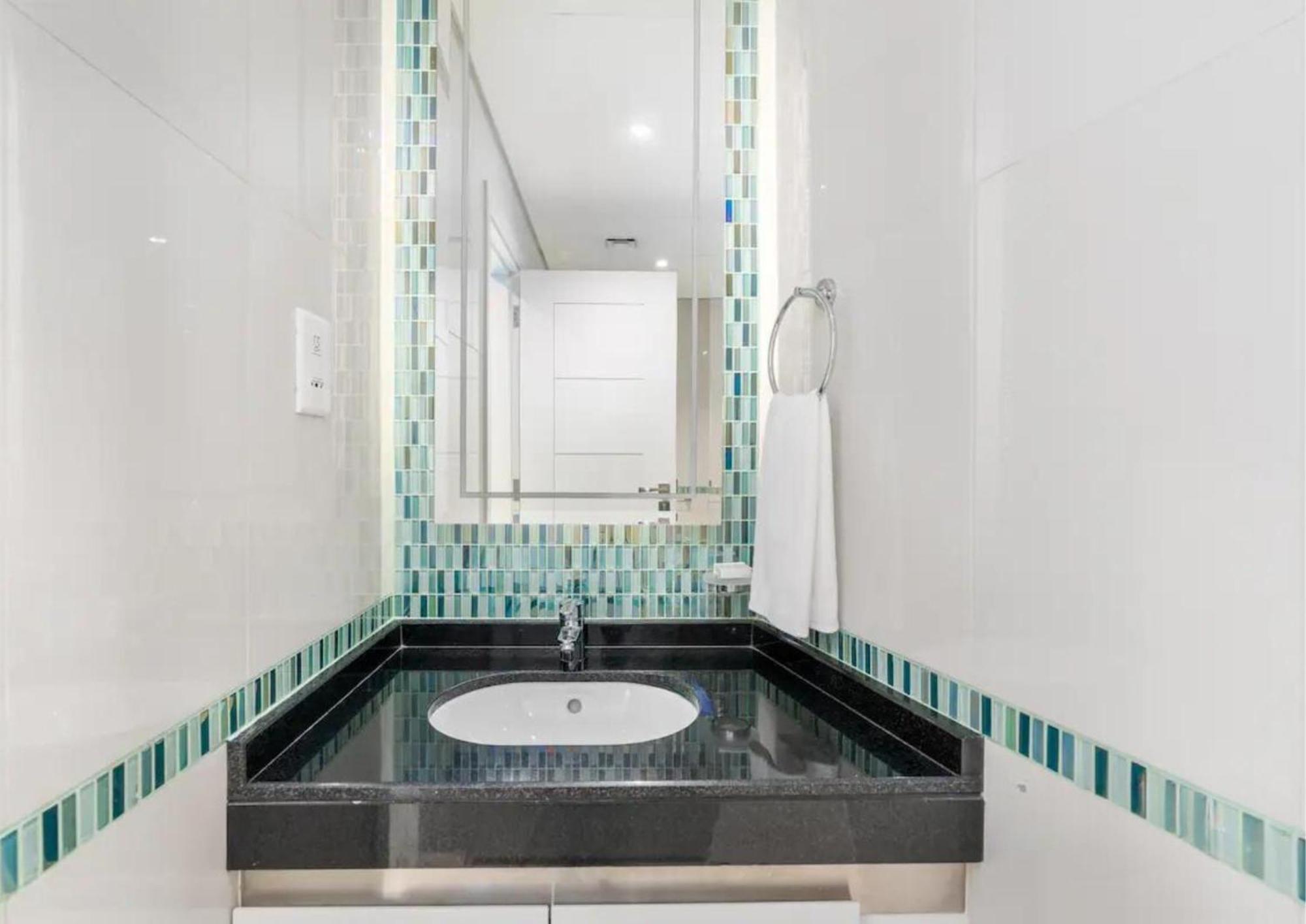 Apartamento Luxe Sea View High Floor 1 Bedroom In Marina By Maxx Value Homes Dubái