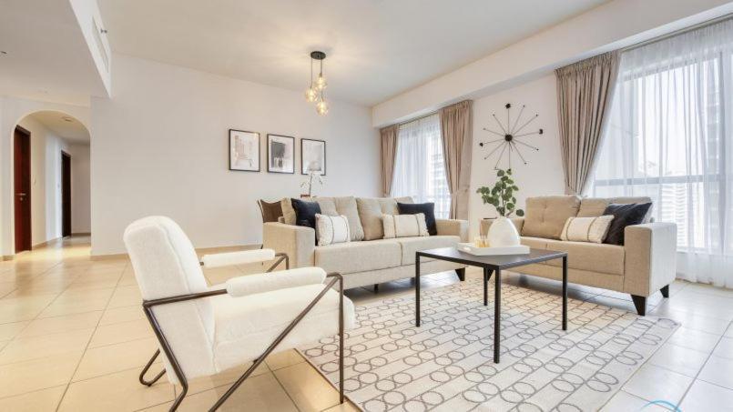 Access 2 Bedroom In Rimal 1 Jbr High Floor Appartement Dubaï