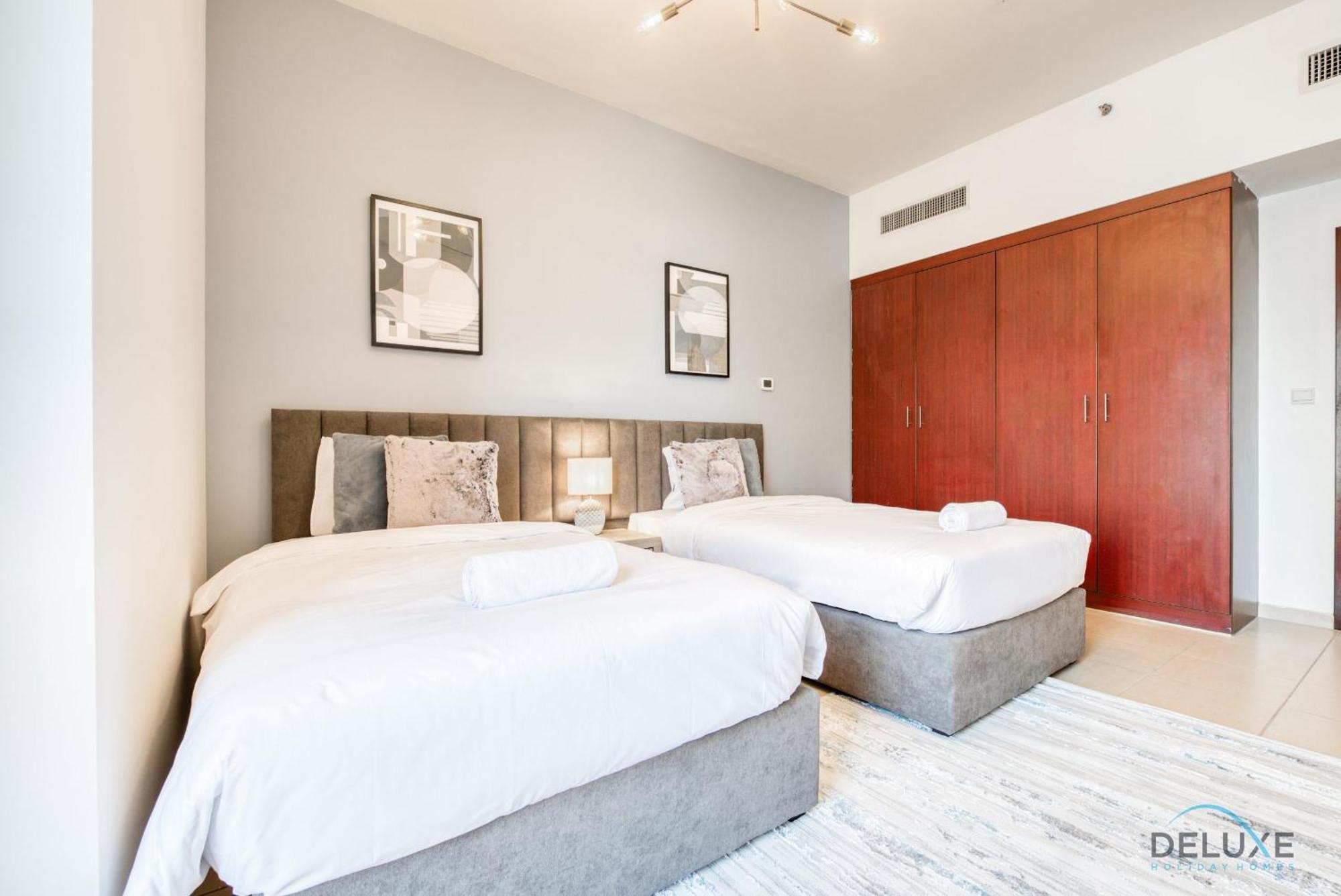 Access 2 Bedroom In Rimal 1 Jbr High Floor Appartement