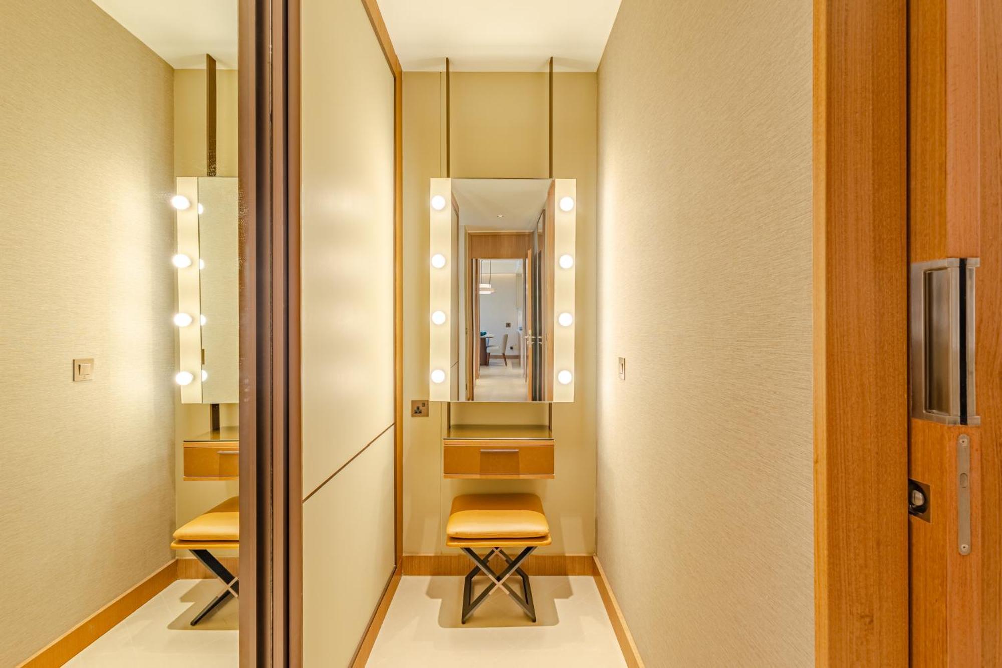 Apartment Stunning 2br In Opera Residence, Burj Khalifa View