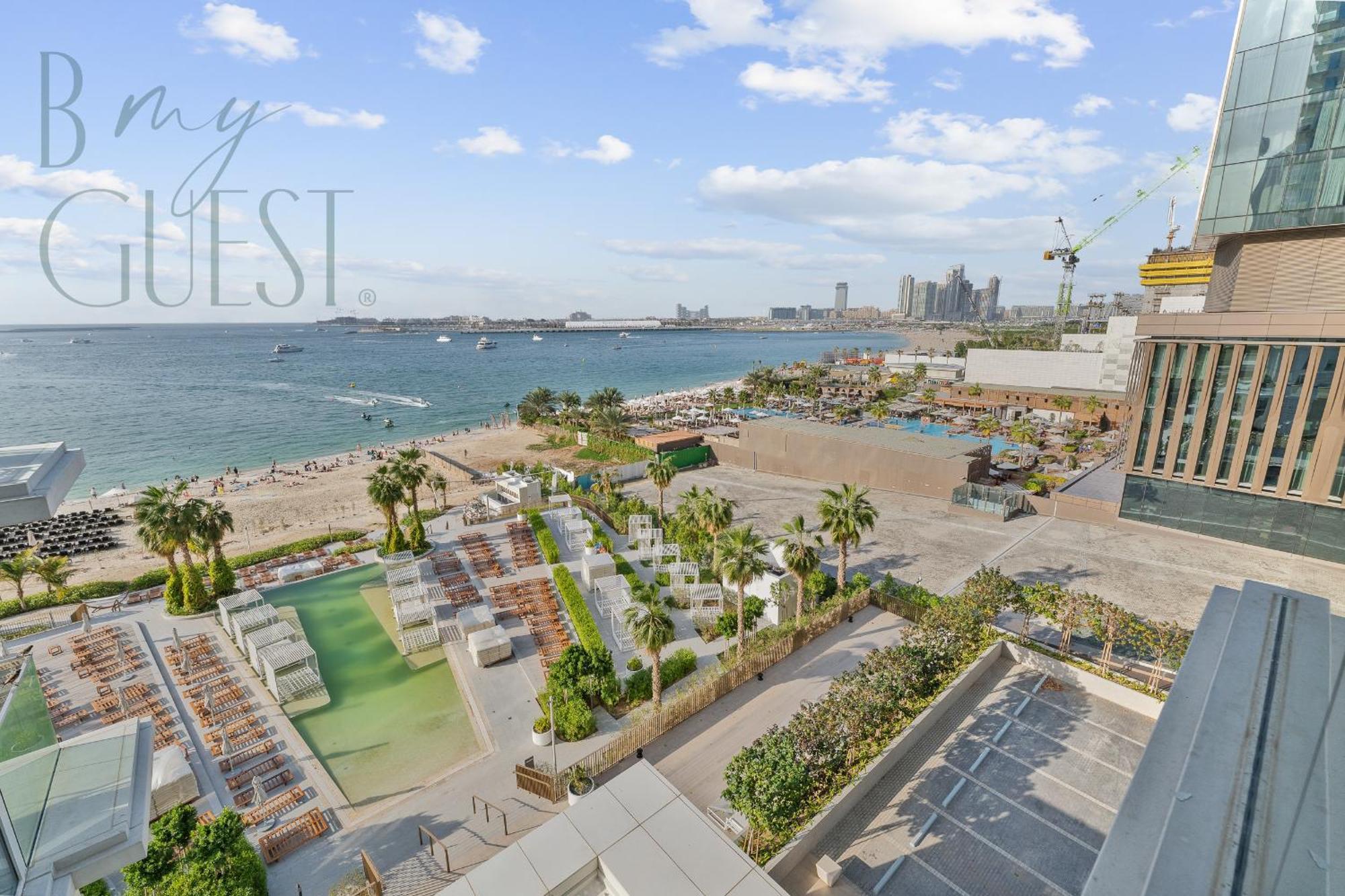 Unwind In Style In La Vie 2br With Beach Access