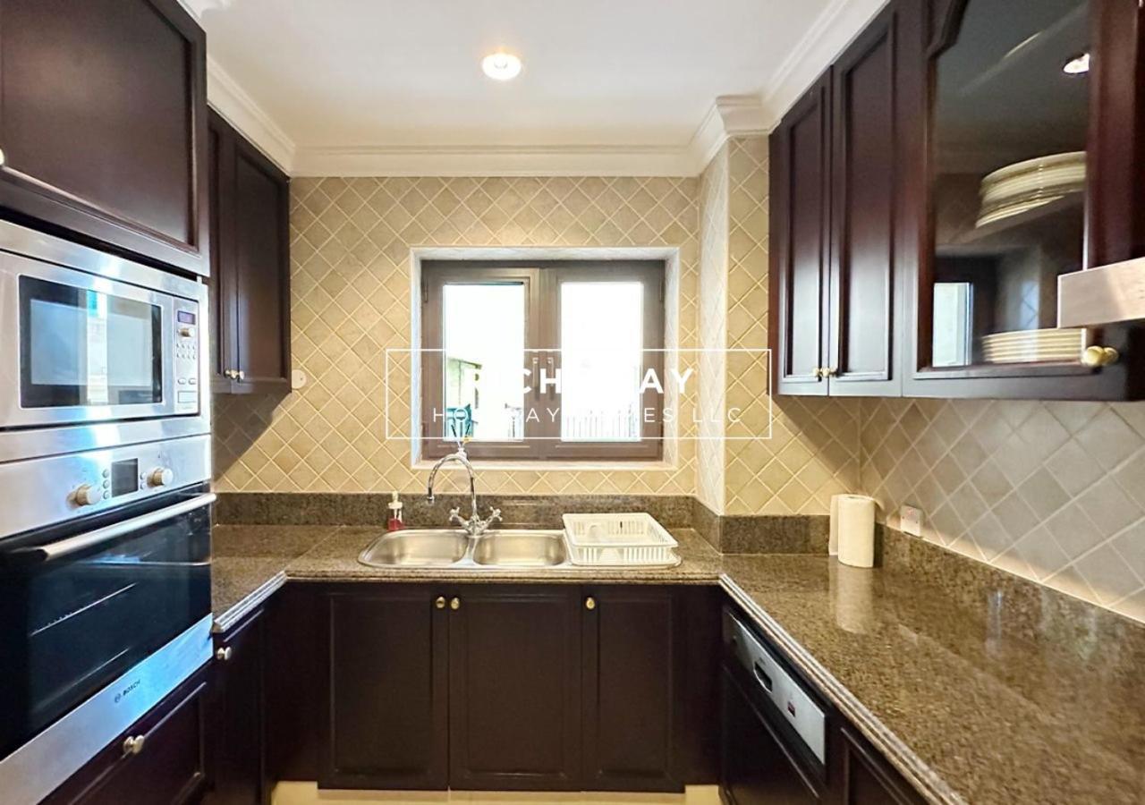 Lägenhet Upgraded 1br In Downtown With Burj Khalifa View Dubai