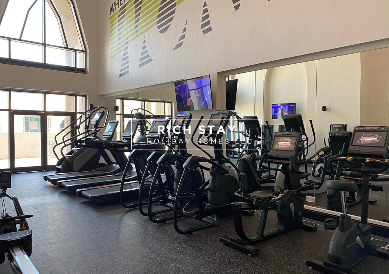 Upgraded 1br In Downtown With Burj Khalifa View Lägenhet *