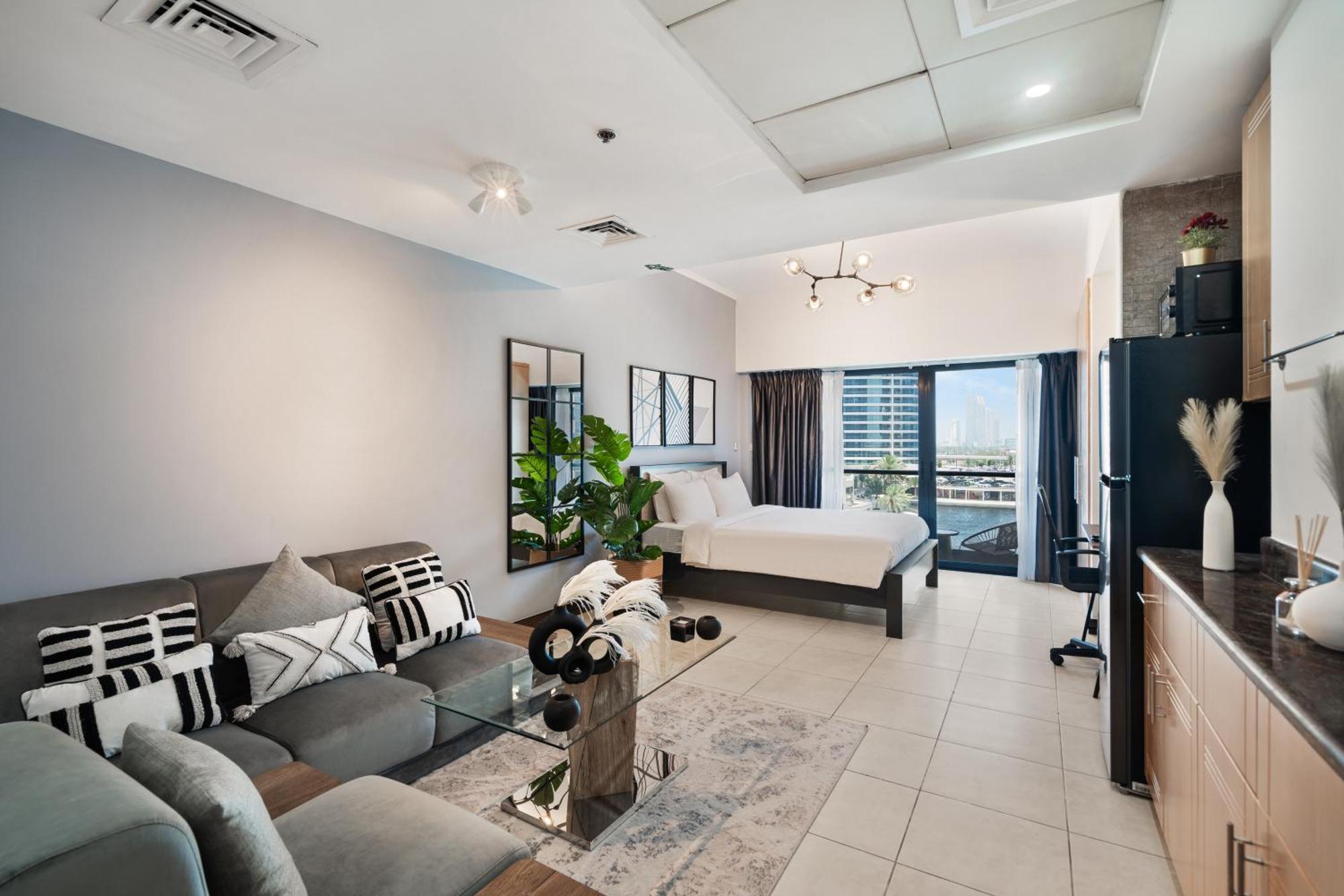 Appartement Furnished For Rent In Goldcrest Views, Jlt *