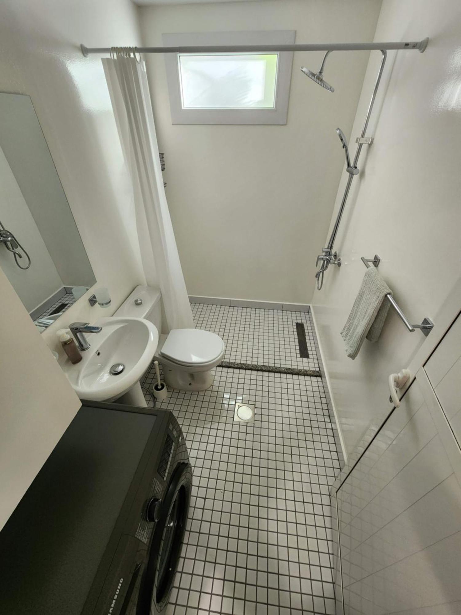 Affittacamere Bungalow 8 - Luxury 1-bedroom In Jvt *