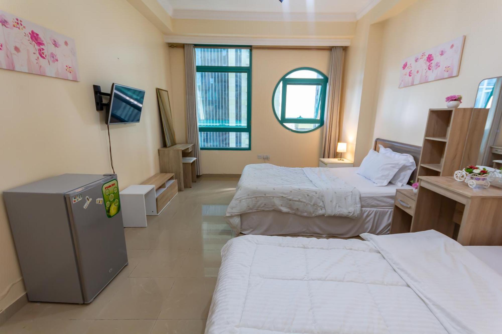 Apartamento Spacious For Girls In Marina فتيات فقط *