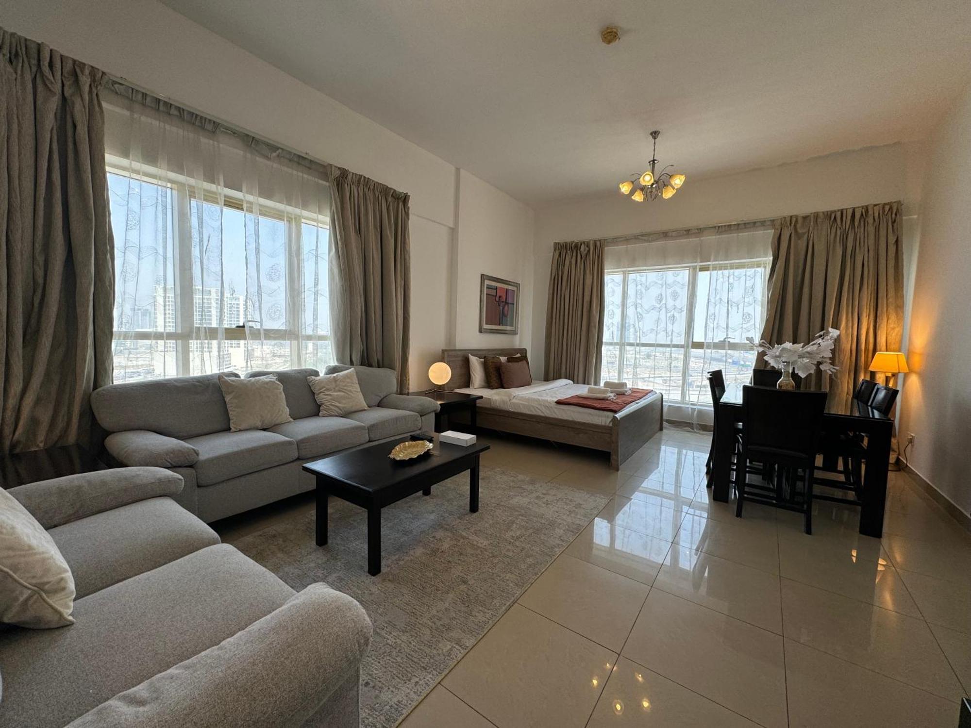 Ashri Hh, In Dana Tower Apartment