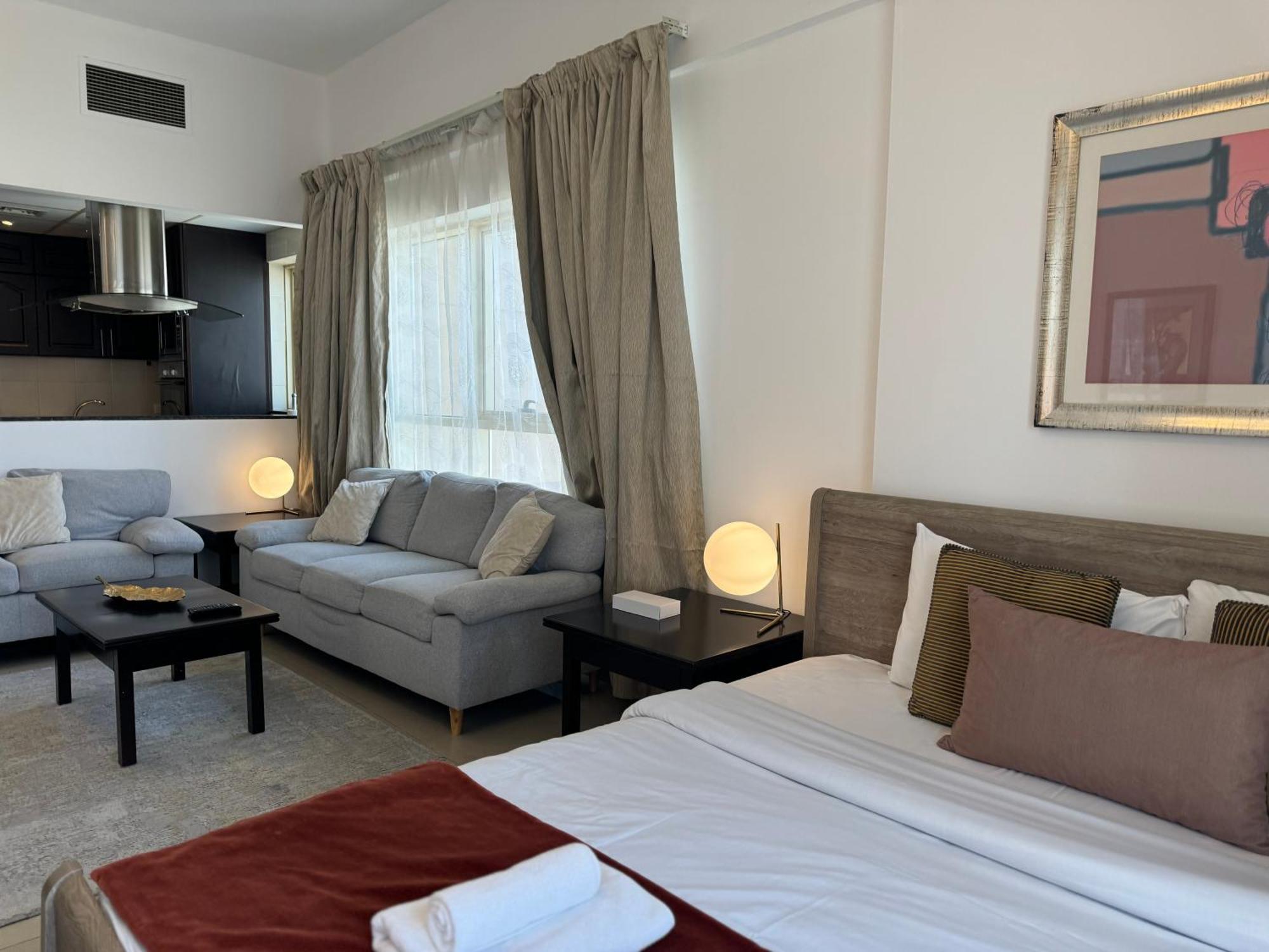 Apartment Ashri Hh, In Dana Tower Dubai