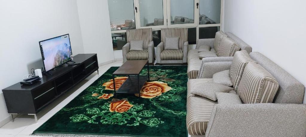 Master Bedroom For Short In By Mauon Tourism Quarto em Acomodações Particulares Dubai
