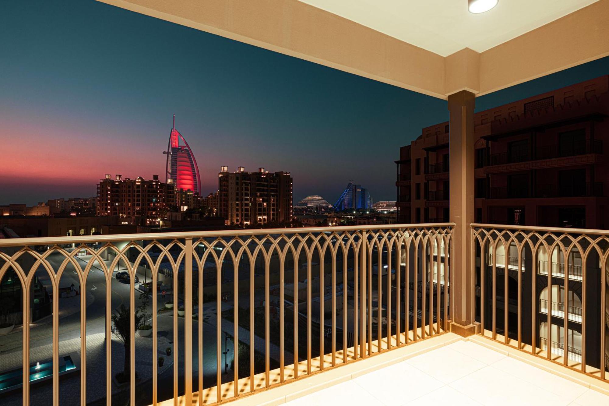 Spectacular 2br Full Burjalarab View Appartement *
