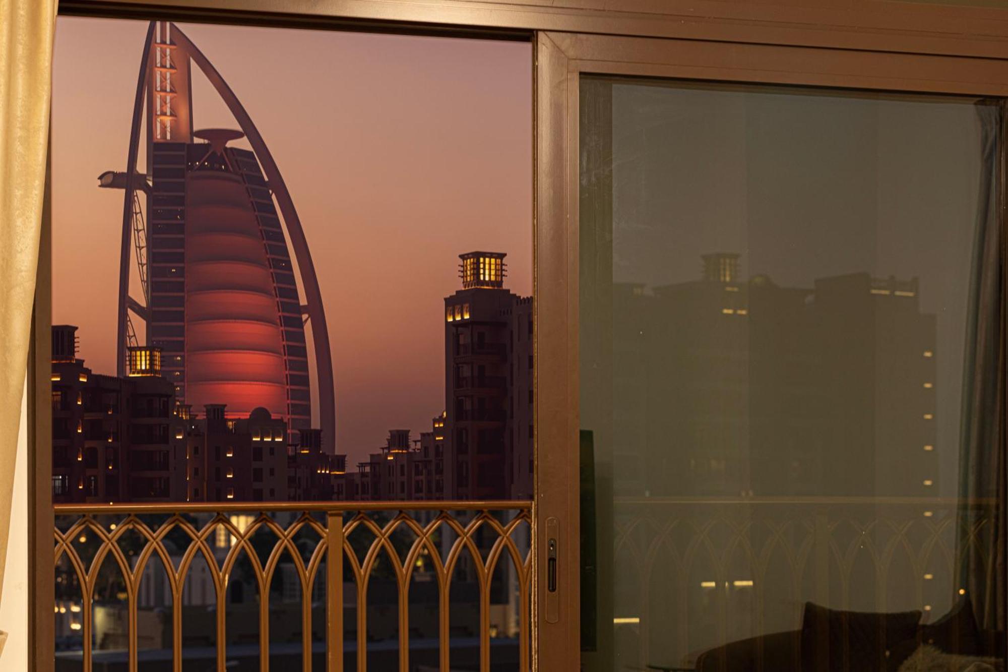 Spectacular 2br Full Burjalarab View Appartement