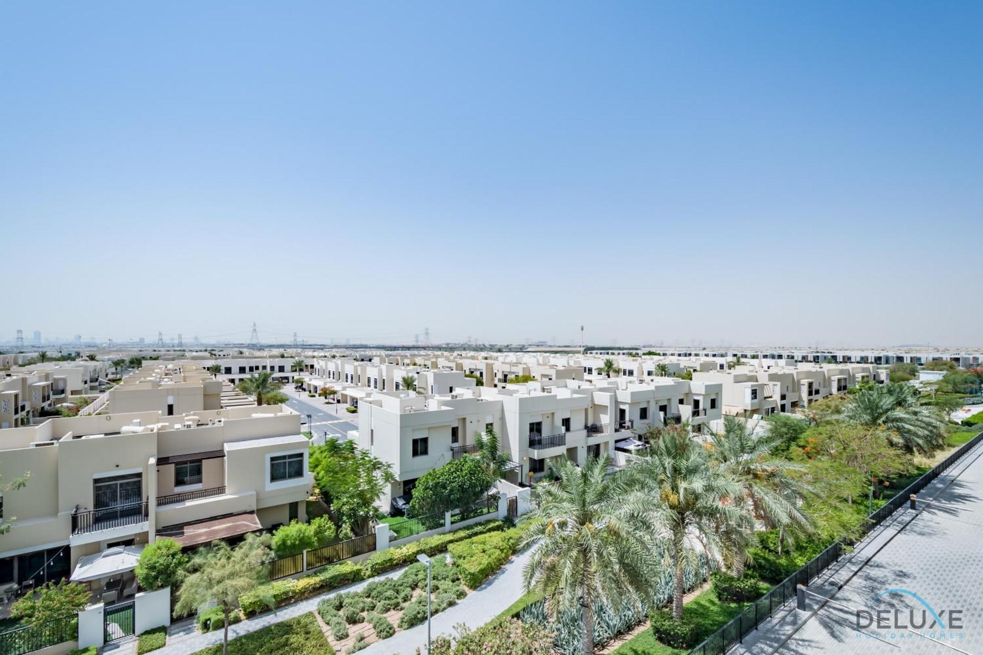 Delightful 2br In Town Square Safi 1a, Dubailand By Deluxe Homes * Dubaï