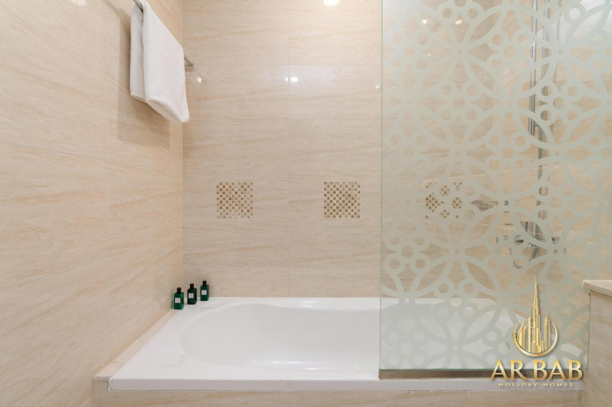 Mon Reve - Luxurious 2br Maids - Near Burj Khalifa & Mall-downtown *