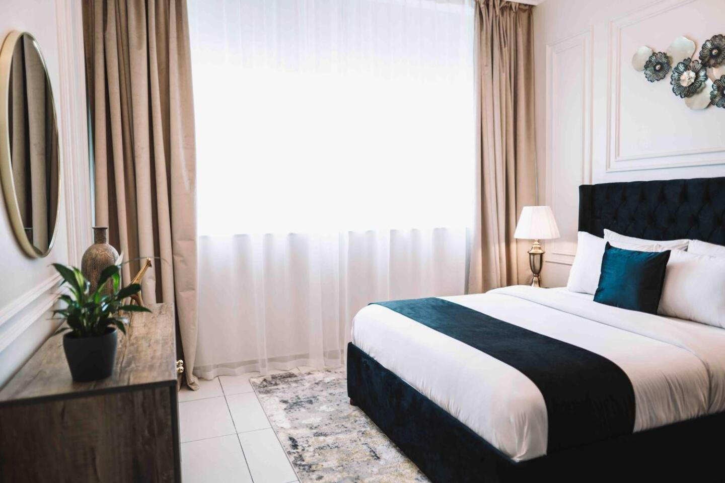 Apartahotel Gorgeous And Sea Views From A High-rise