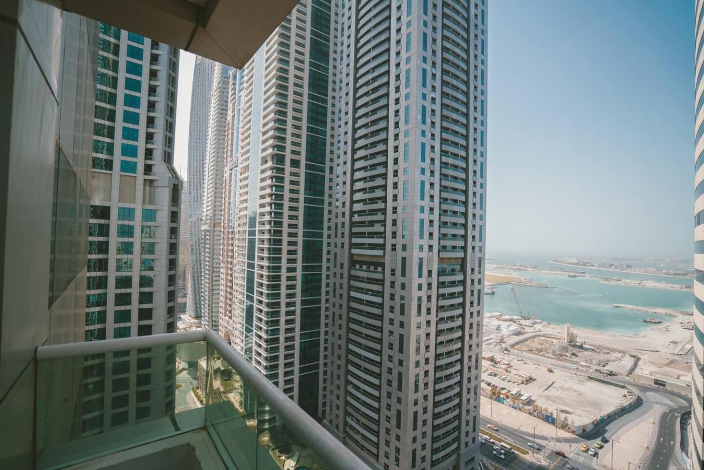 Apartahotel Gorgeous And Sea Views From A High-rise Dubái