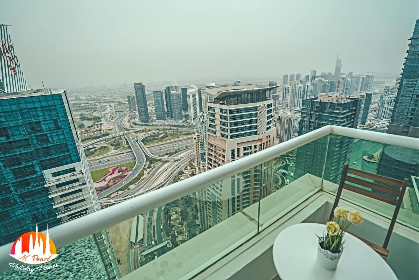 Lägenhet Beautiful Marina View 58th Floor 3 Bedrooms Dubai