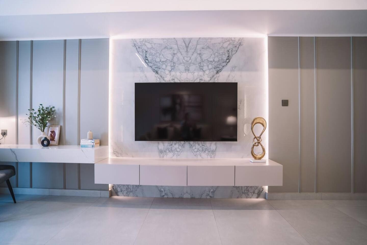 Apartment Sky High One Bedroom With Palm And Sea View Dubai
