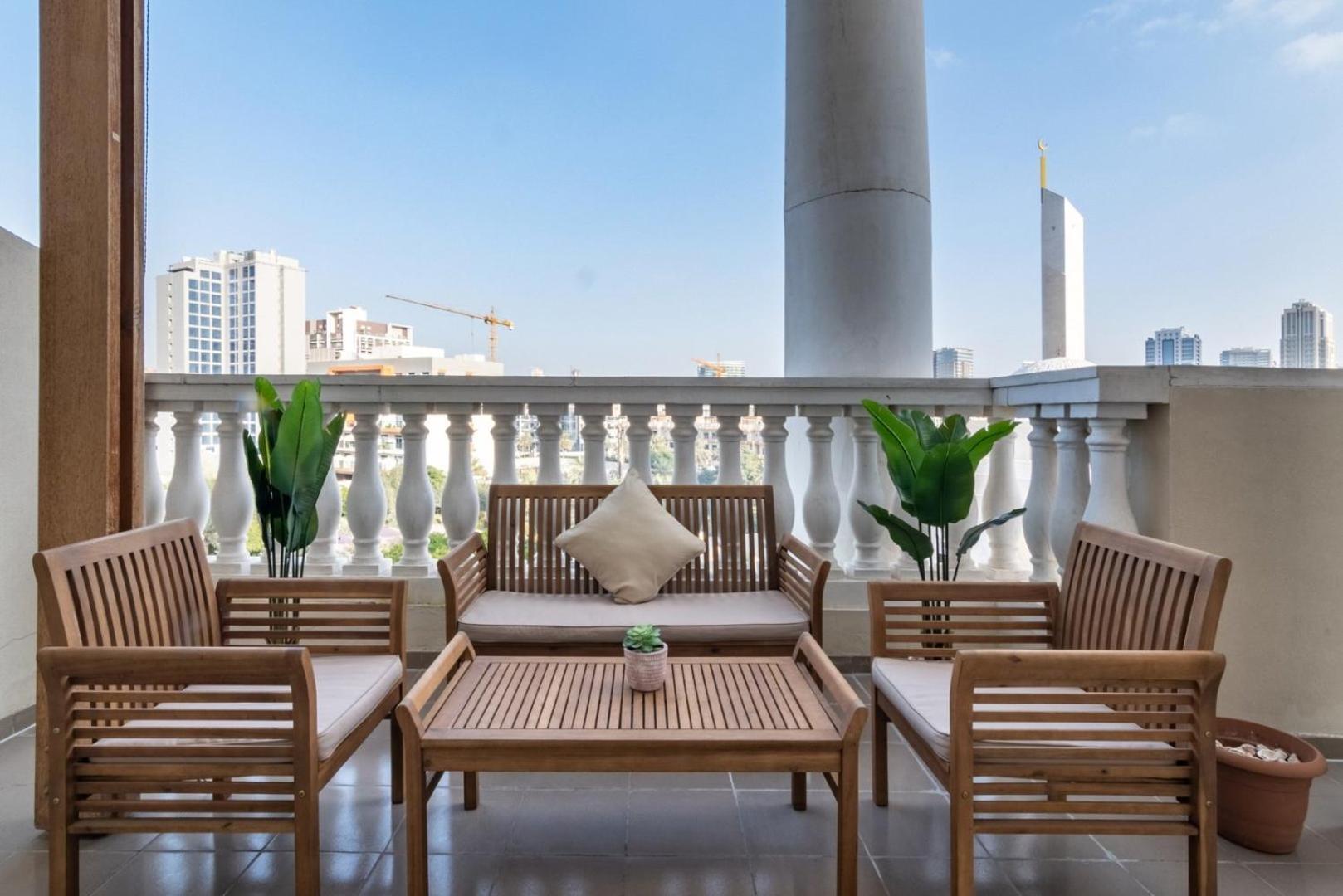 Guestready Homes - Emerald Skies In Jvc Apartment