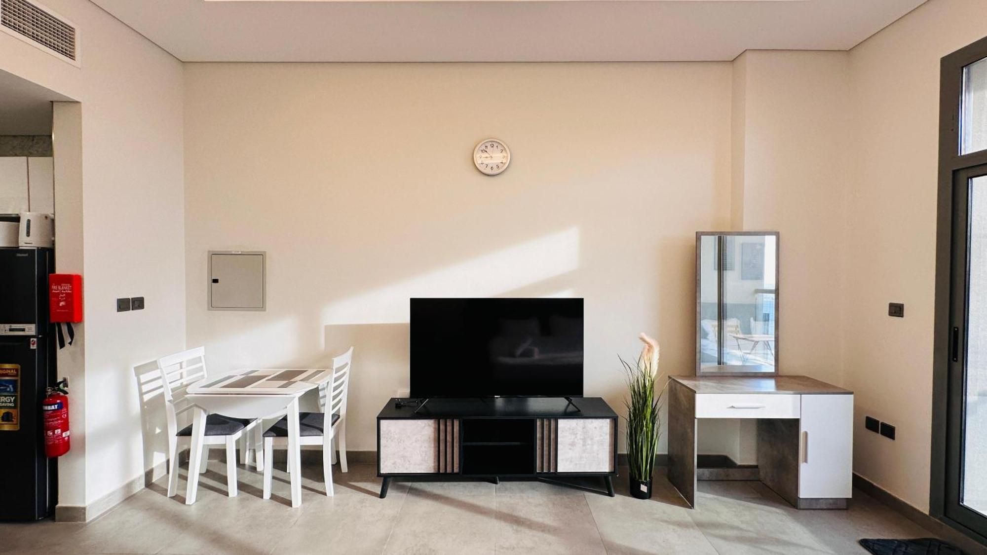 Spacious Palm View With Big Balcony Free Parking By Belvilla Habitación en casa particular Dubái