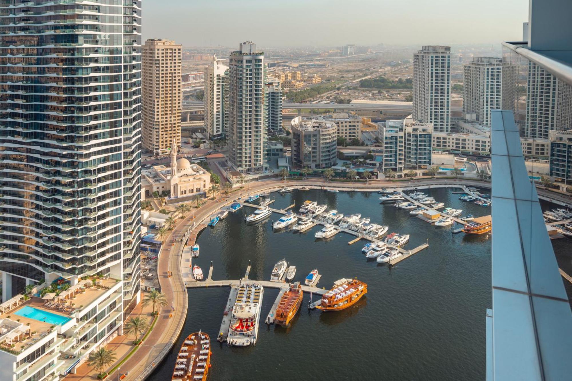 Apartment Prime Retreats - Sparkle Tower Marina Dubai