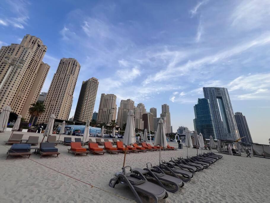 Jumeirah Residents, Sadaf 7