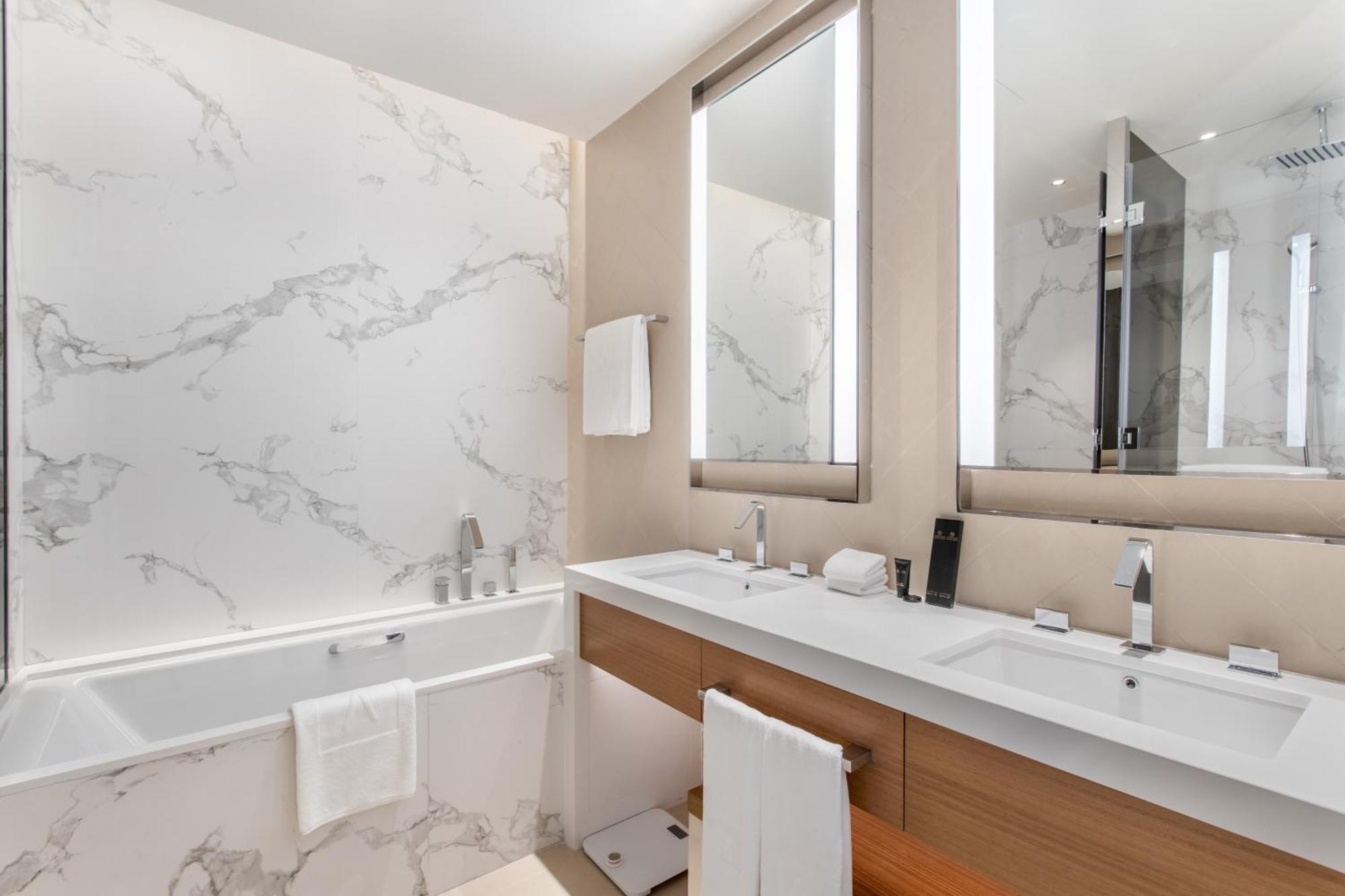 Address Opera Residences By The S Homes * Dubái