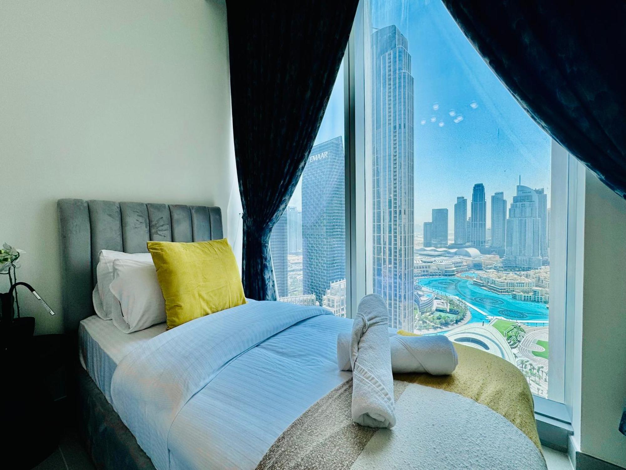 Venduras Homes - Tower, Downtown Dubai, Burj Views Apartment *