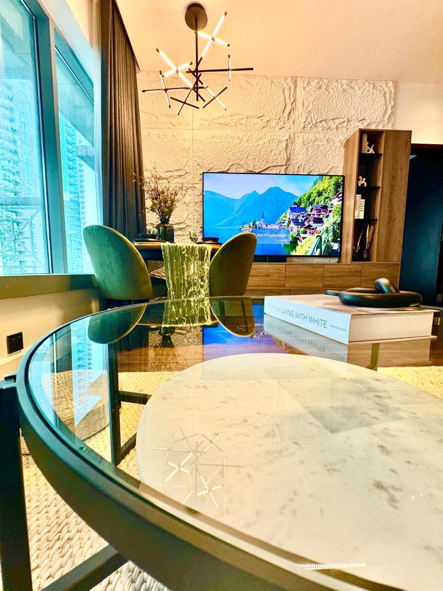 The Burj Khalifa Living - Spectacular Views Of Fountain - 3 Min Walk To Mall Apartamento *