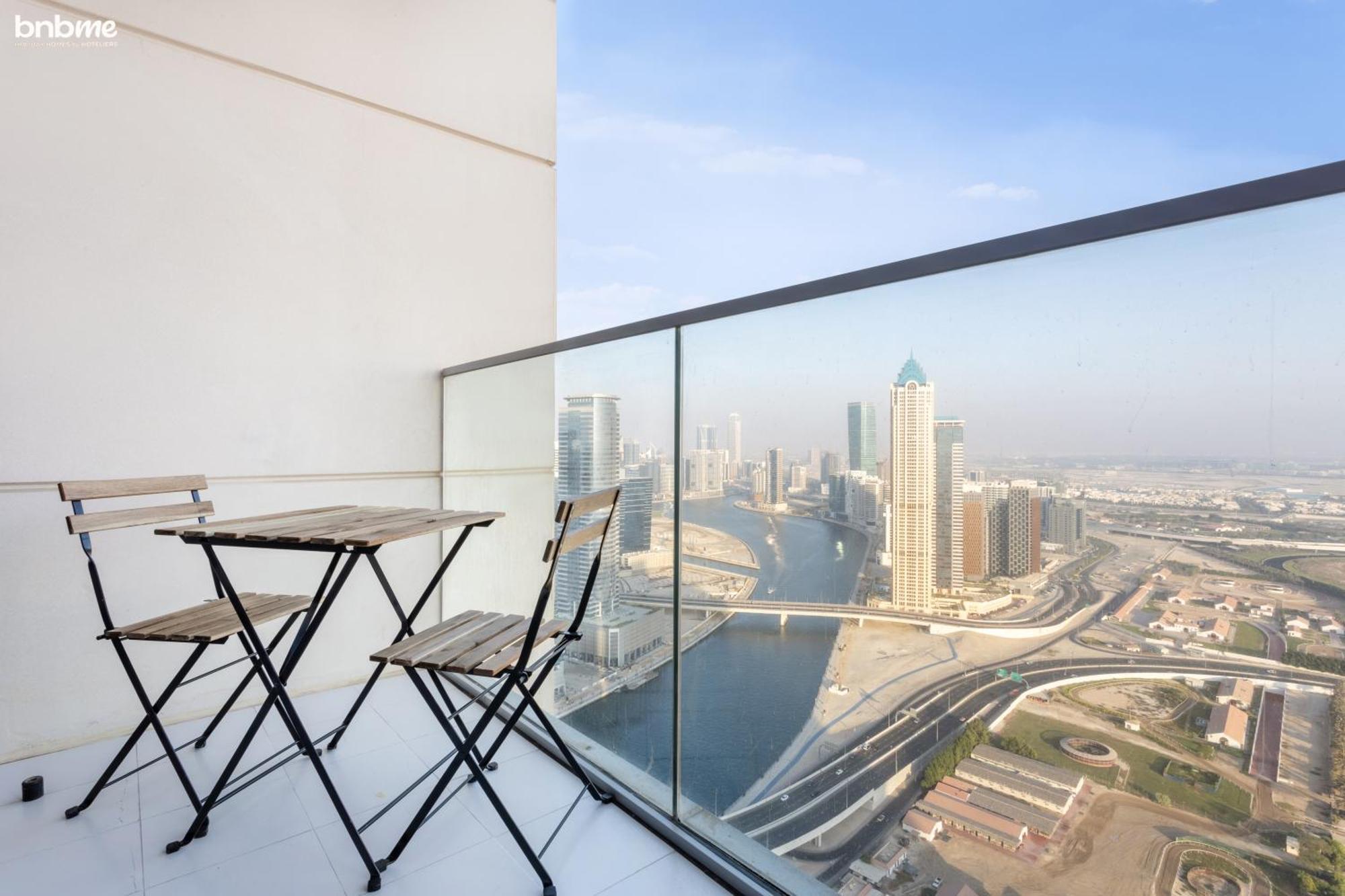 Bnbme - Amna Tower Apartamento *
