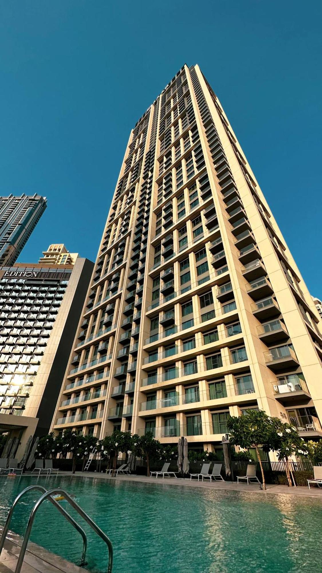 Smartstay At Burj Royale - Unique Downtown Views - Brand New Luxury Appartement *