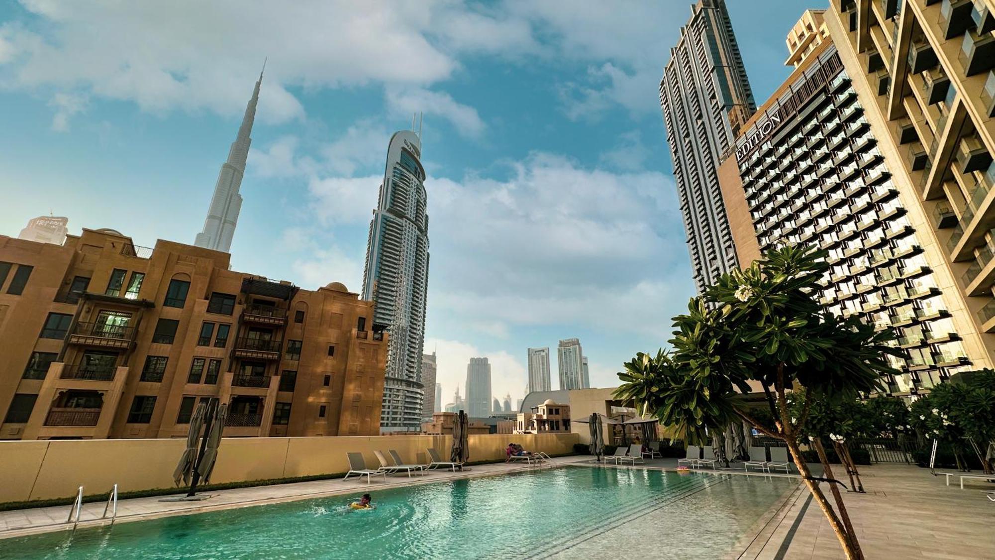 Smartstay At Burj Royale - Unique Downtown Views - Brand New Luxury